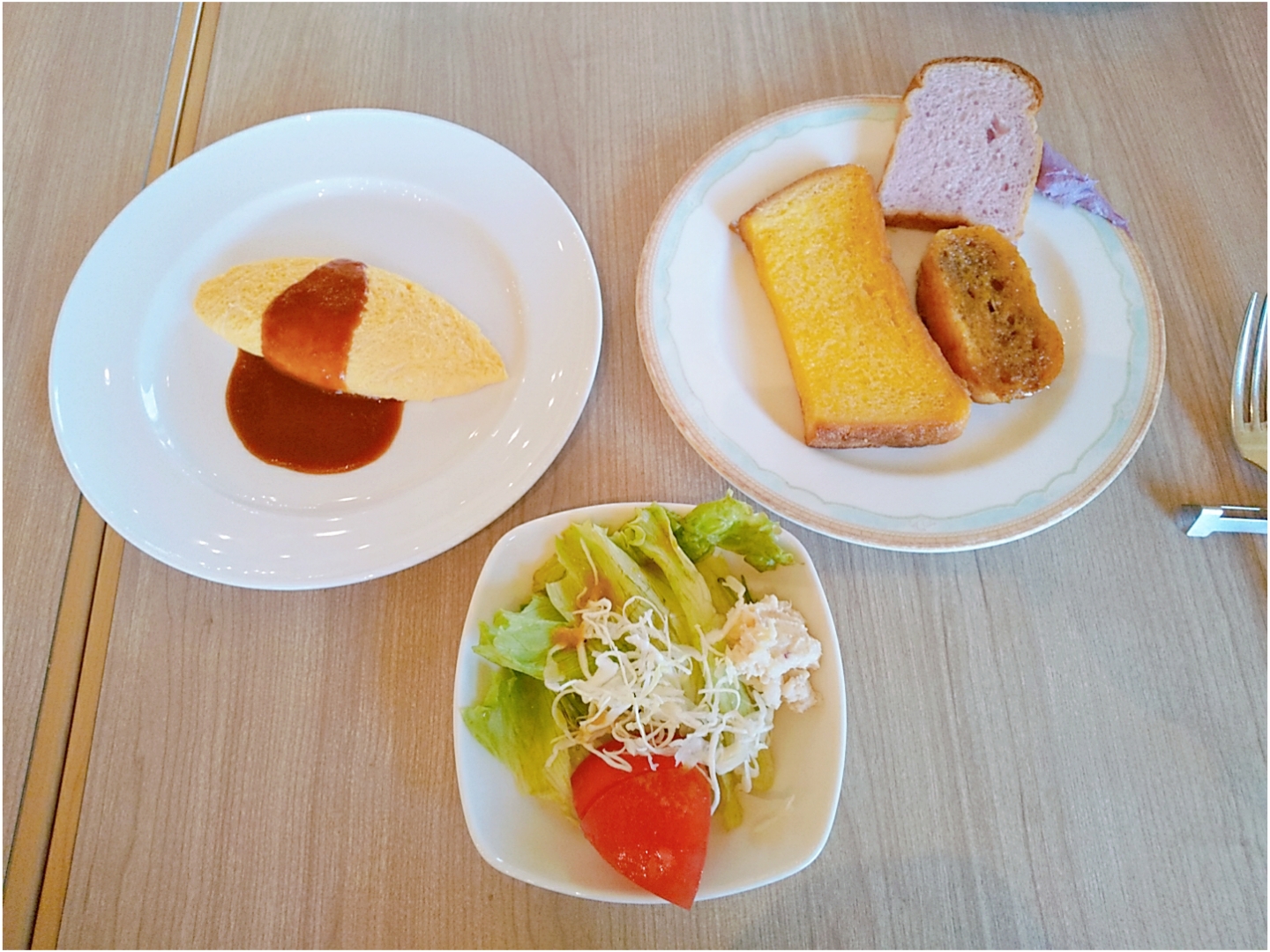 ホテル日航アリビラ 朝食バイキング ベルデマール